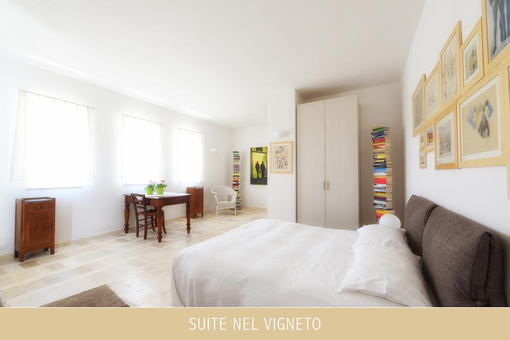 Fuori Dal Mondo Bed & Breakfast Noci Room photo